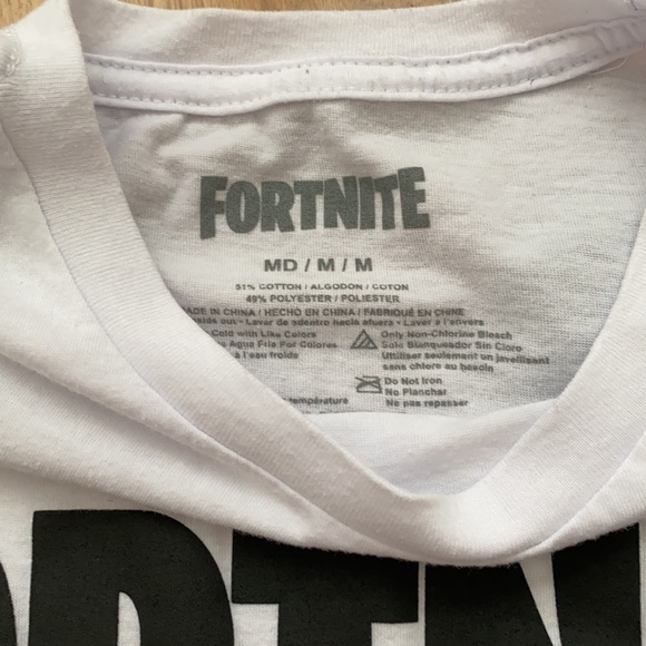 ***SOLD*** Fortnite graphic tee bundle - Picture 2 of 3